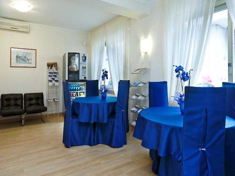 Residence Dei Due Porti image