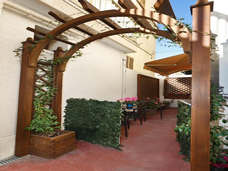 Residence Dei Due Porti image