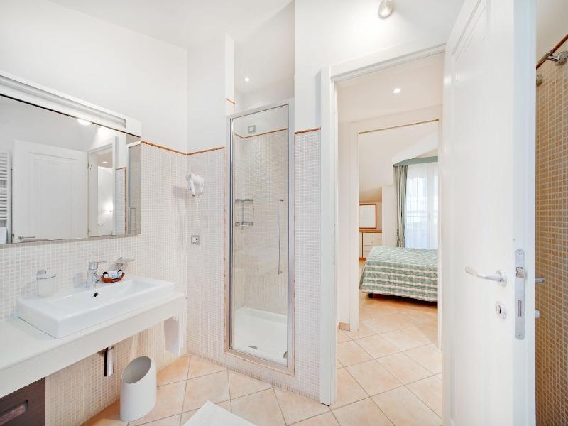 Residence Dei Due Porti image