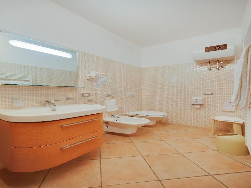 Residence Dei Due Porti image