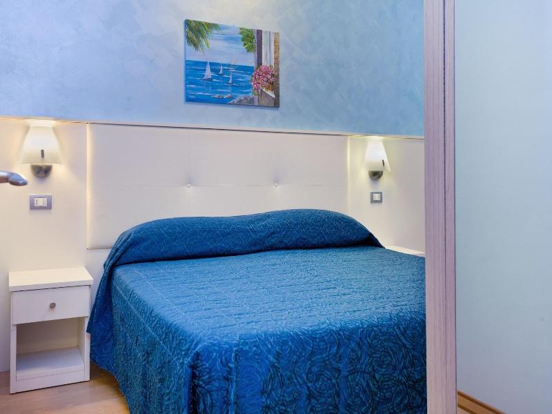 Residence Dei Due Porti image