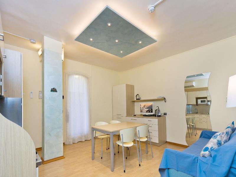 Residence Dei Due Porti image