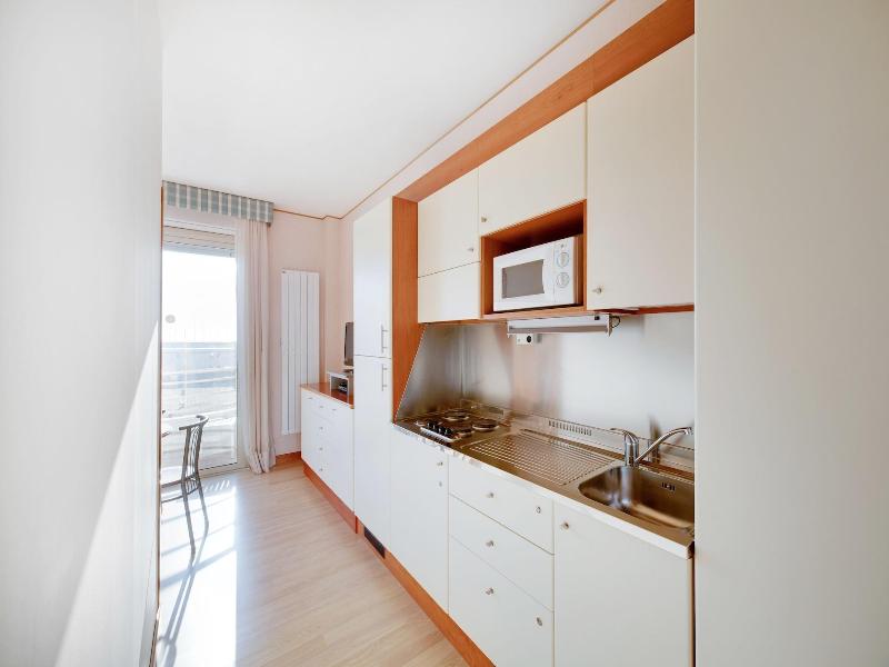 Residence Dei Due Porti image