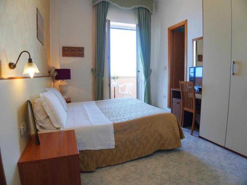 New Hotel Sonia image