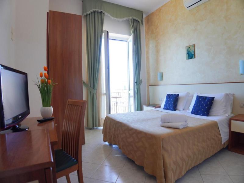 New Hotel Sonia image