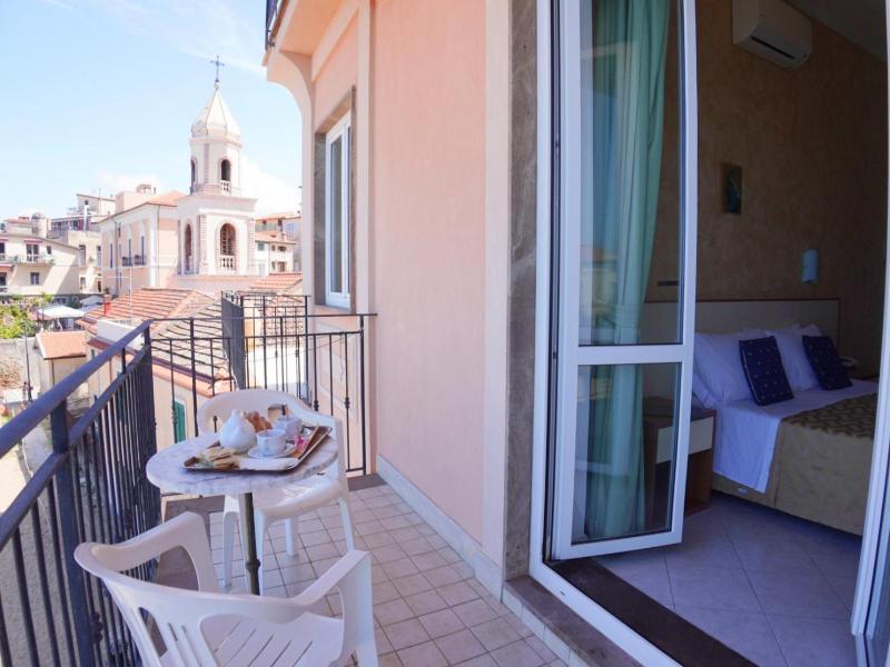 New Hotel Sonia image