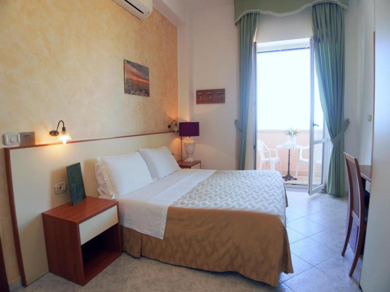 New Hotel Sonia image