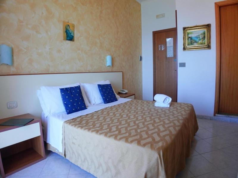 New Hotel Sonia image