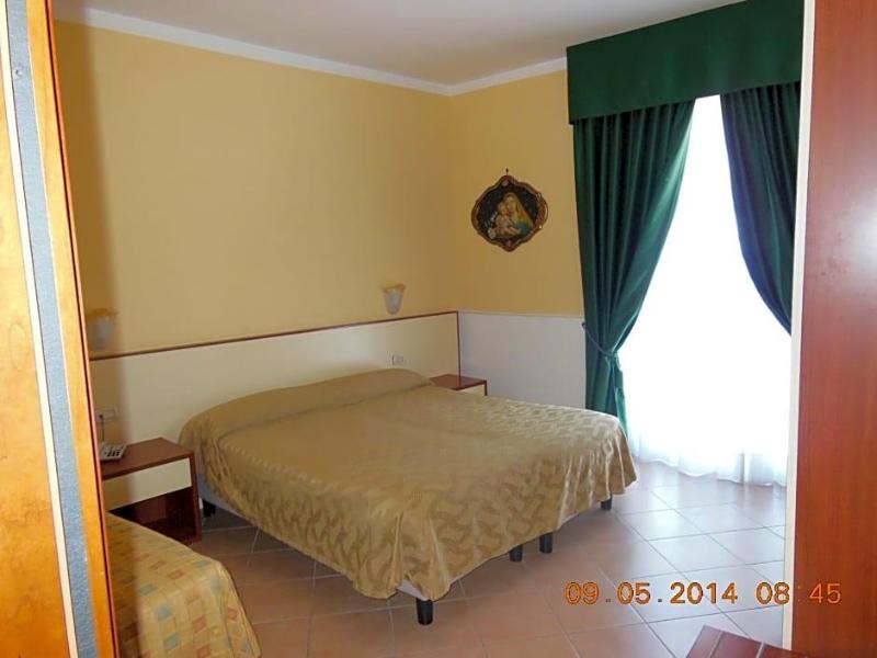 New Hotel Sonia image
