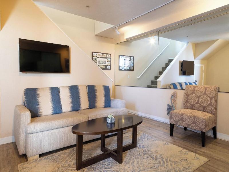 Southern California Beach Club Resort Condos image
