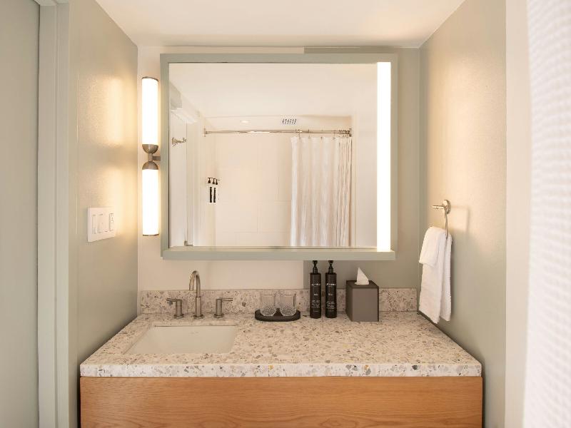 Marin Hilltop Hotel image