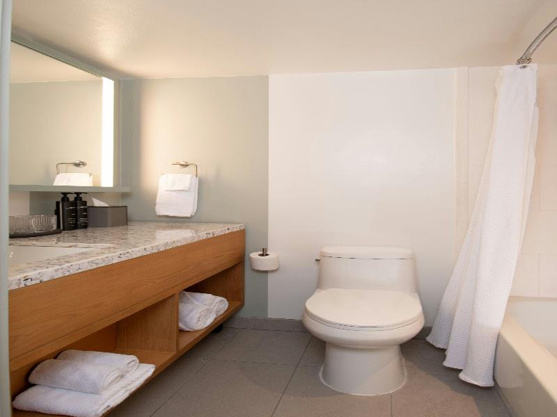Marin Hilltop Hotel image