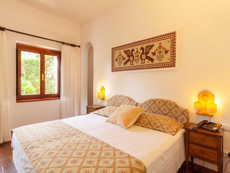 Nora Club Hotel image