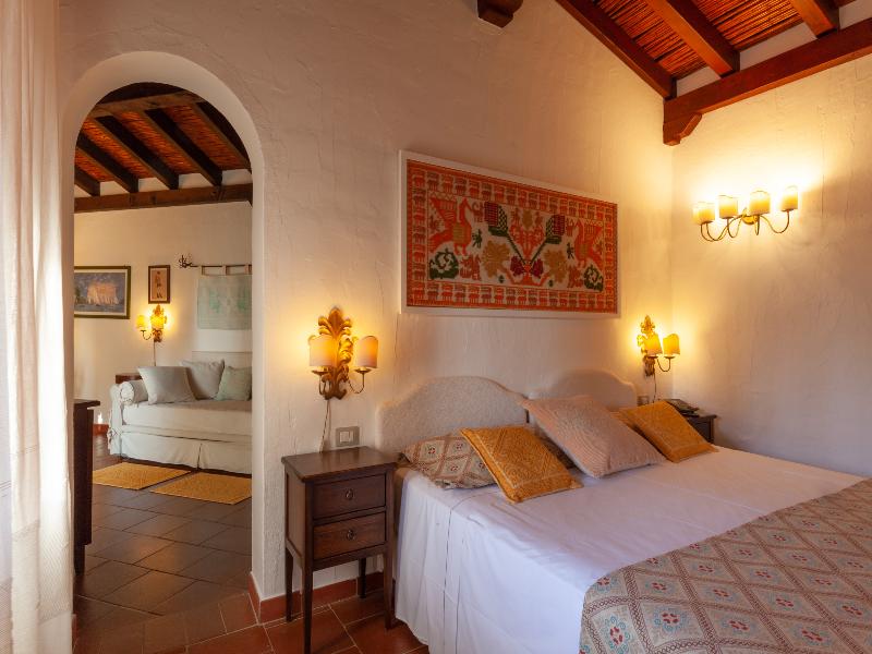 Nora Club Hotel image