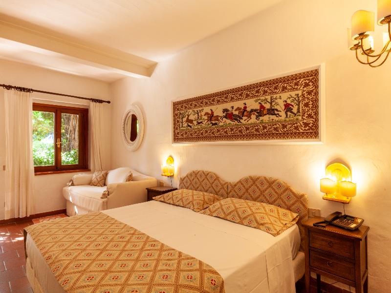 Nora Club Hotel image