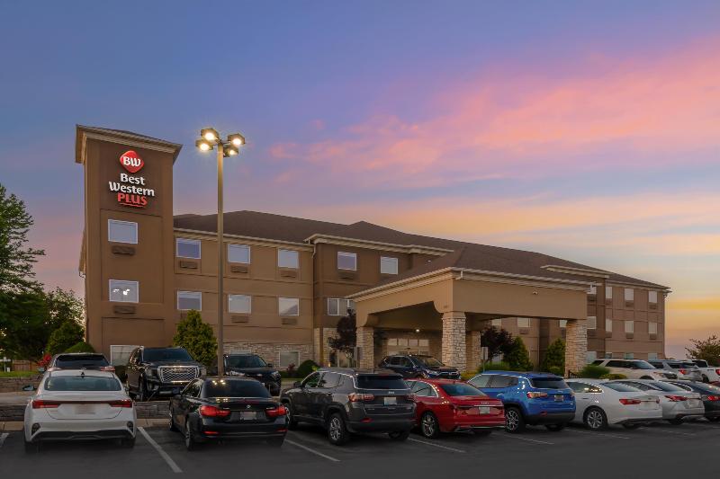 Best Western Plus Washington Hotel image