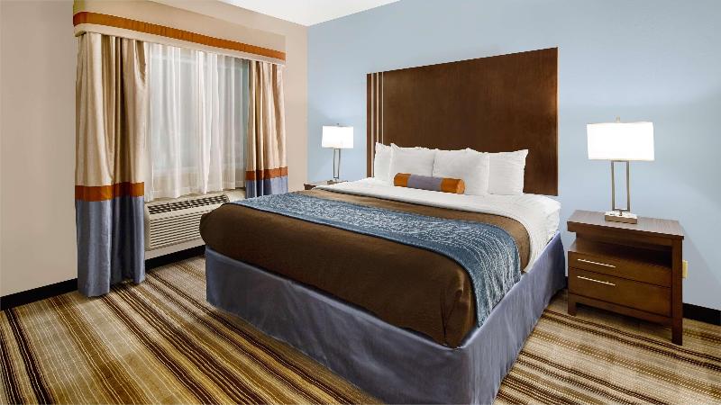 Best Western Plus Washington Hotel image