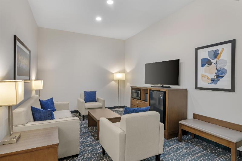 Best Western Plus Washington Hotel image