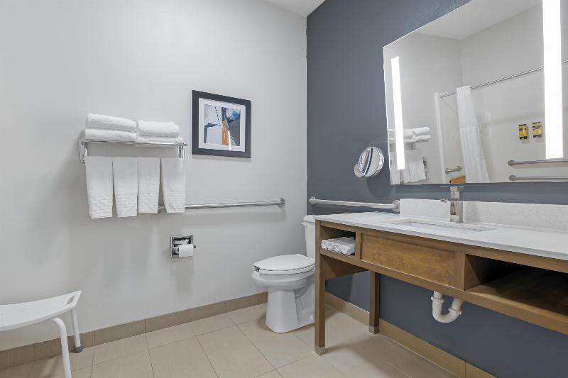 Best Western Plus Washington Hotel image