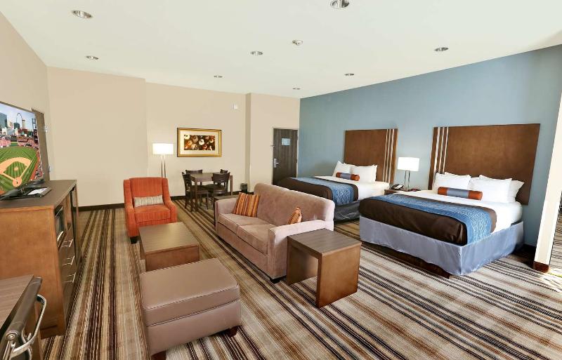 Best Western Plus Washington Hotel image
