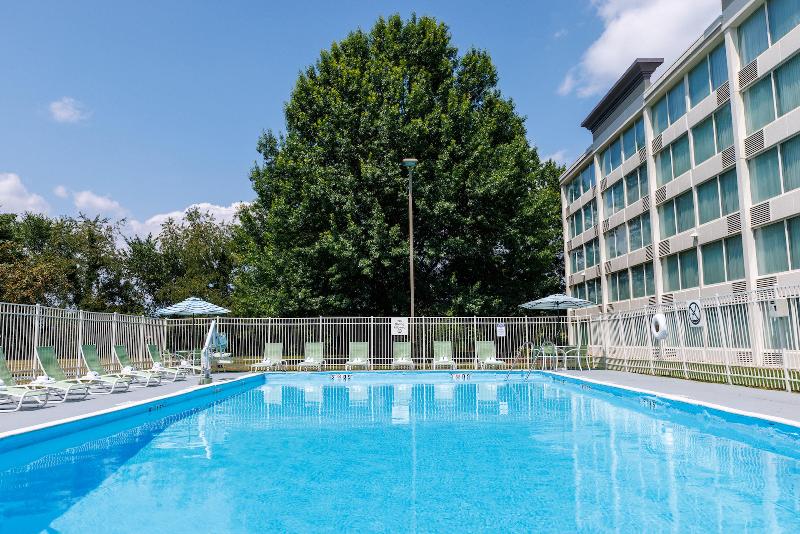 Holiday Inn Weirton-Steubenville Area image