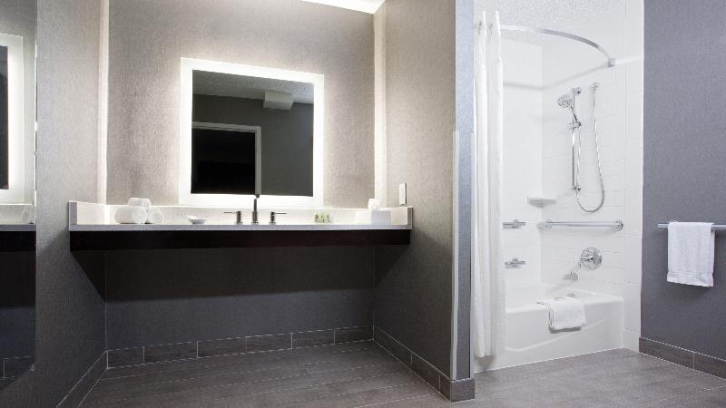 Holiday Inn Weirton-Steubenville Area image