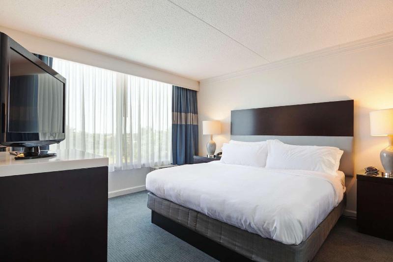 Holiday Inn Weirton-Steubenville Area image
