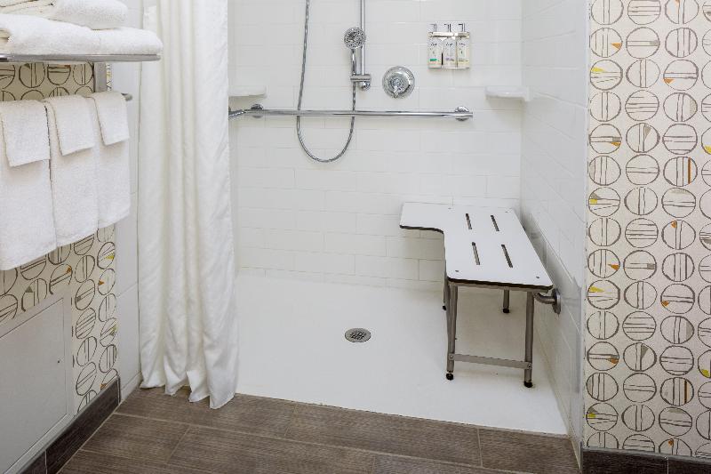 Holiday Inn Weirton-Steubenville Area photo 15