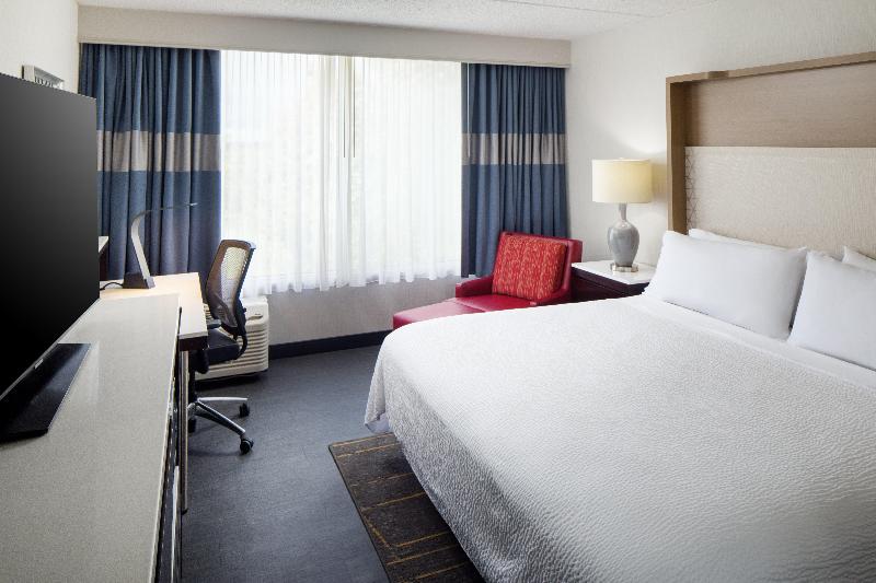 Holiday Inn Weirton-Steubenville Area image