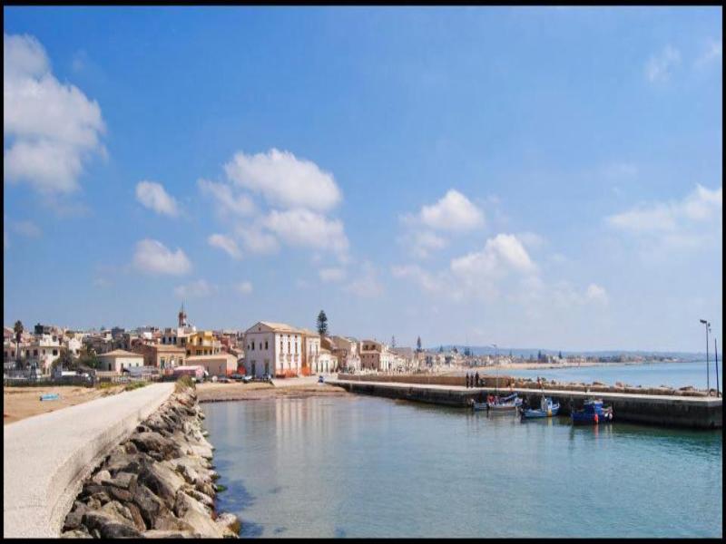 Acquamarina image