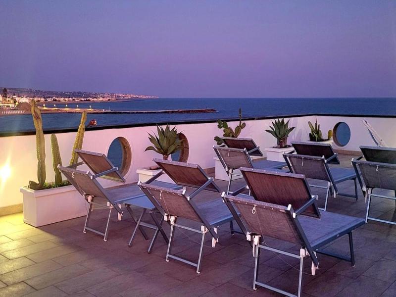 Acquamarina image