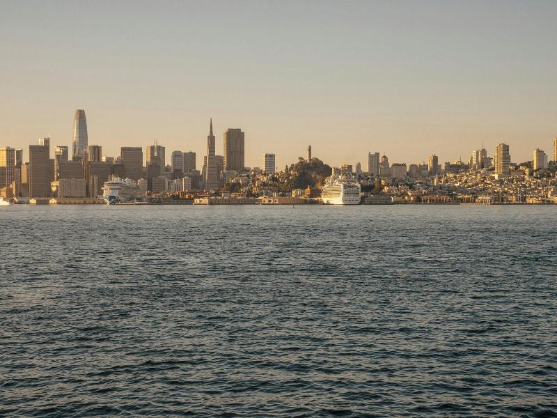 Marin Suites Hotel image