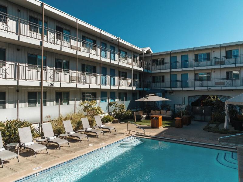 Marin Suites Hotel image