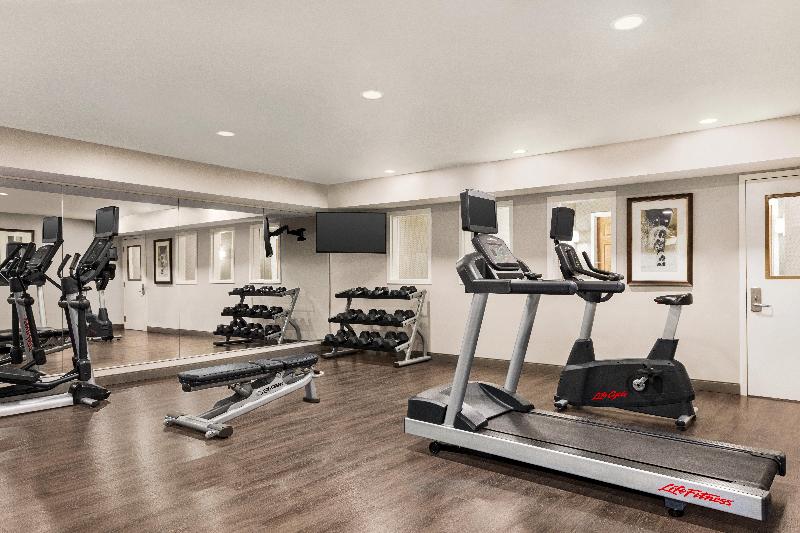 Staybridge Suites Fort Wayne image
