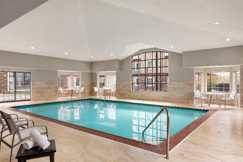 Staybridge Suites Fort Wayne image
