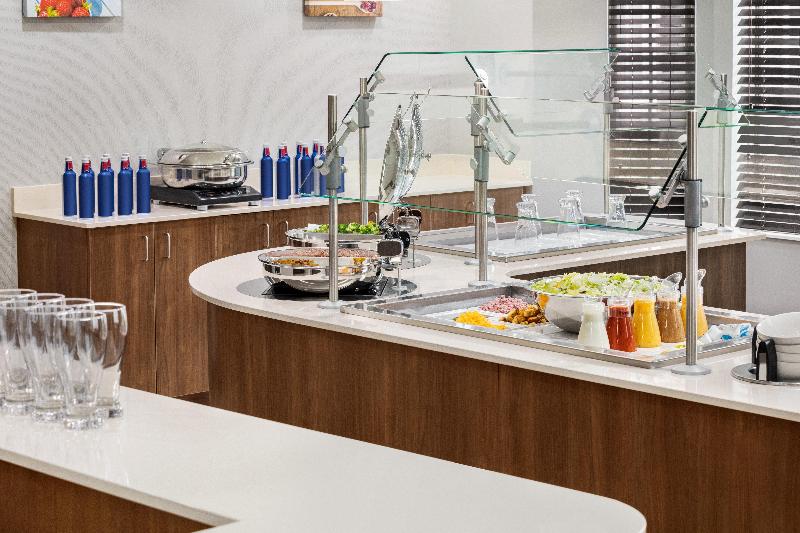 Staybridge Suites Fort Wayne image