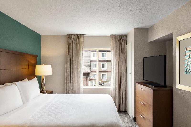 Staybridge Suites Fort Wayne image