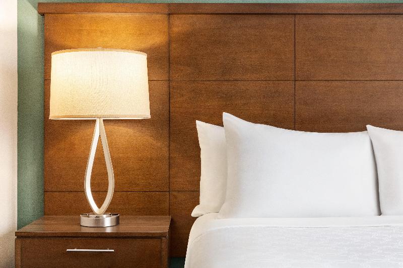 Staybridge Suites Fort Wayne image