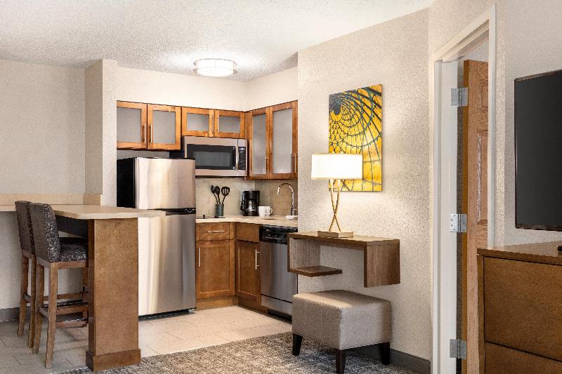 Staybridge Suites Fort Wayne image