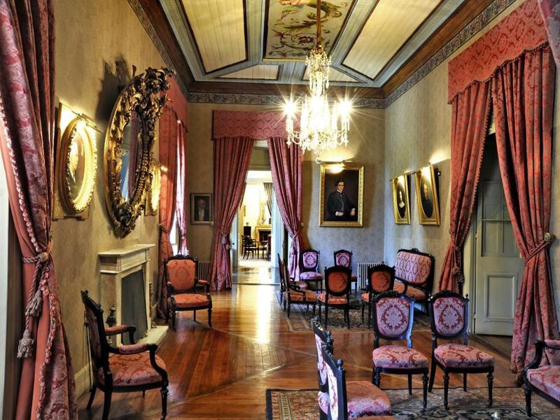 Casa Real