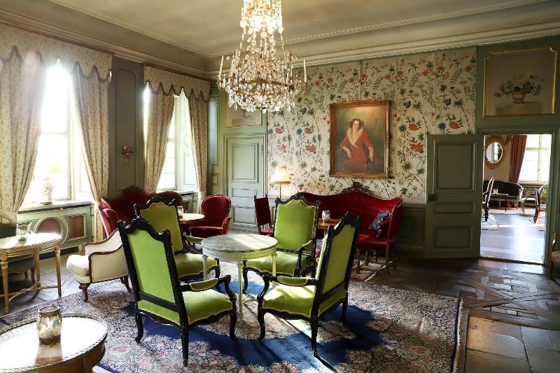 Häringe Slott image