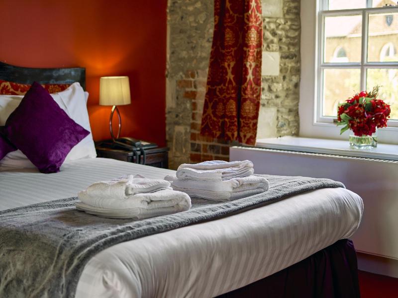 Hitchin Priory image
