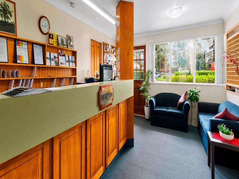 Sovereign Inn Wollongong image