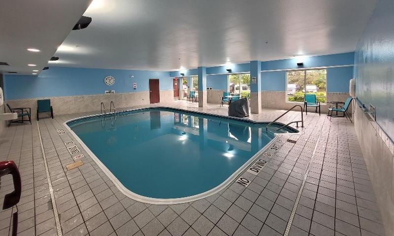 Comfort Inn & Suites Liverpool - Syracuse image