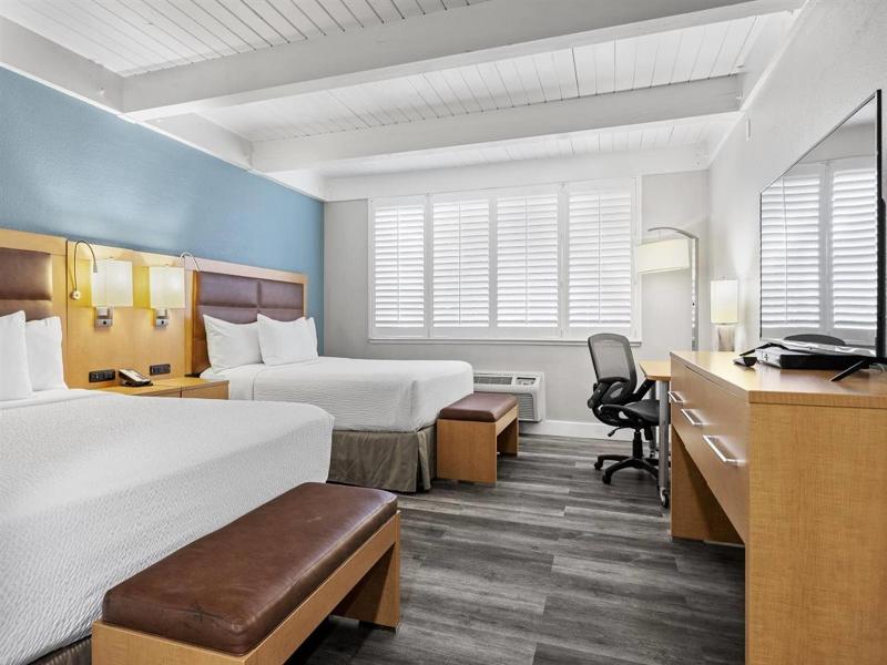 Prodigy Hotel, a Days Inn by Wyndham image