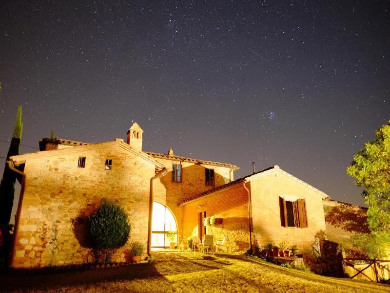 Casa Cernano Bed & Breakfast image