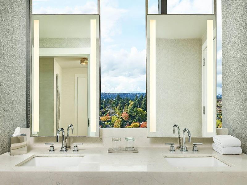 The Westin Bellevue image