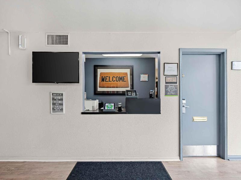 Extended Stay America - Fort Wayne - North