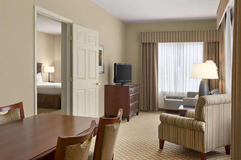Country Inn & Suites by Radisson, Saraland, AL image