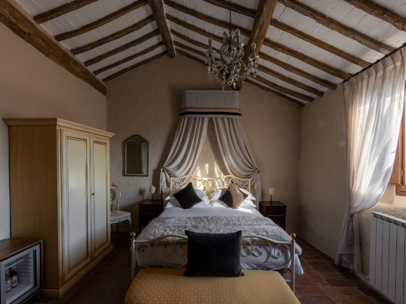 Castello di Tornano image